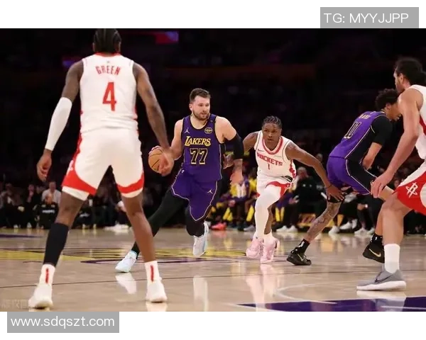 开拓者与尼克斯精彩对决全场回顾与精彩瞬间分析 开拓者与尼克斯精彩对决全场回顾与精彩瞬间分析