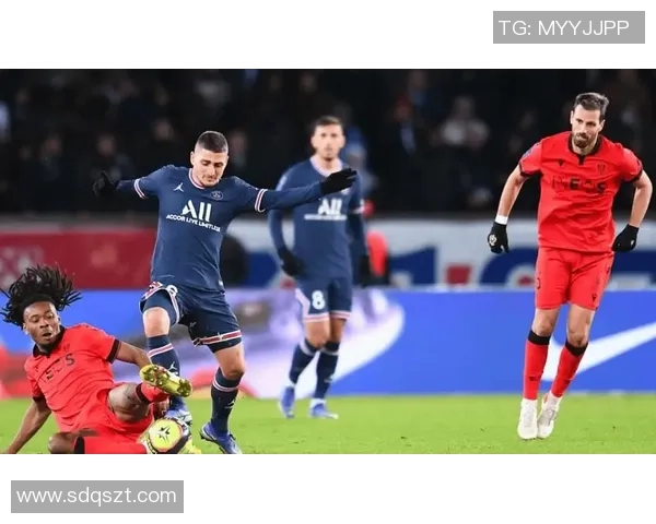 法国杯半决赛精彩回顾巴黎圣日耳曼对阵里昂全场精彩瞬间集锦 法国杯半决赛精彩回顾巴黎圣日耳曼对阵里昂全场精彩瞬间集锦